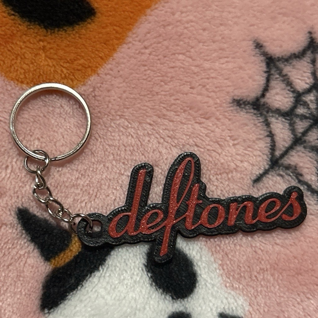 Black And Red Deftones Band keychain 3d printed Black And Red Deftones Band keychain 3d printed