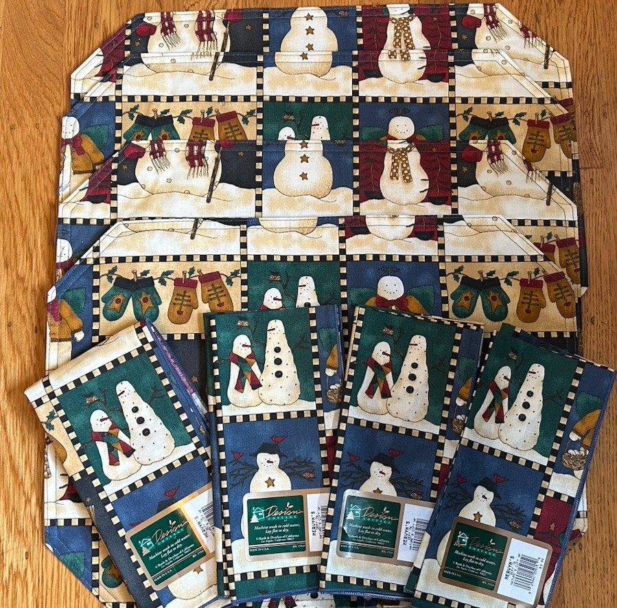 VTG 90’s Debbie Mumm Snowman Sampler Set of 4 Place Mats and Napkins NOS