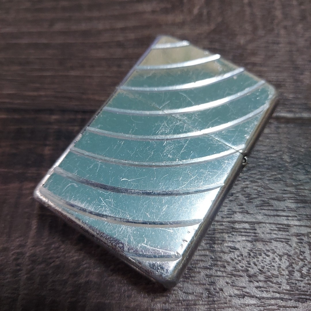 Vintage 2010 ZIPPO Aluminum Jacket Wave Pattern Regular Oil Lighter