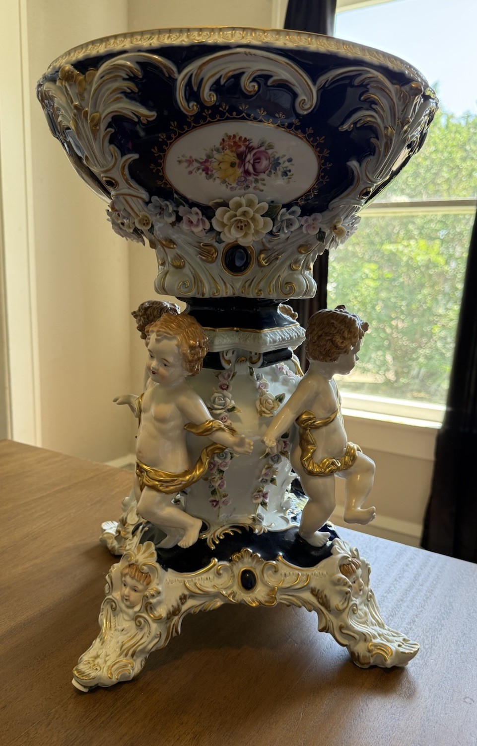 Very Rare Dresden Three Cherub Figure 20\