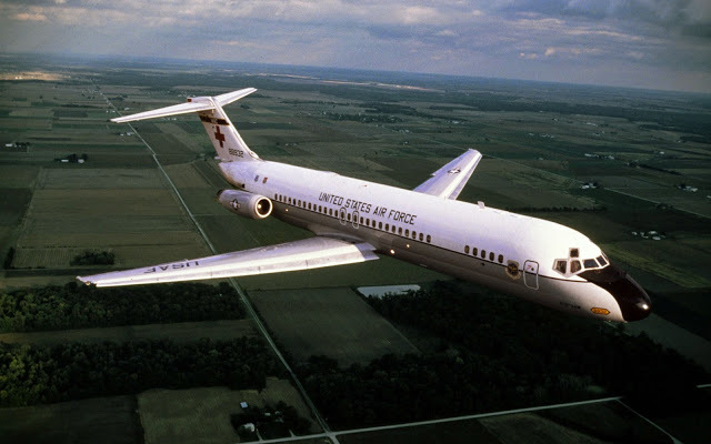 McDonnell Douglas C-9 Nightingale Airplane Model Replica Large McDonnell Douglas C-9 Nightingale Airplane Model Replica Large