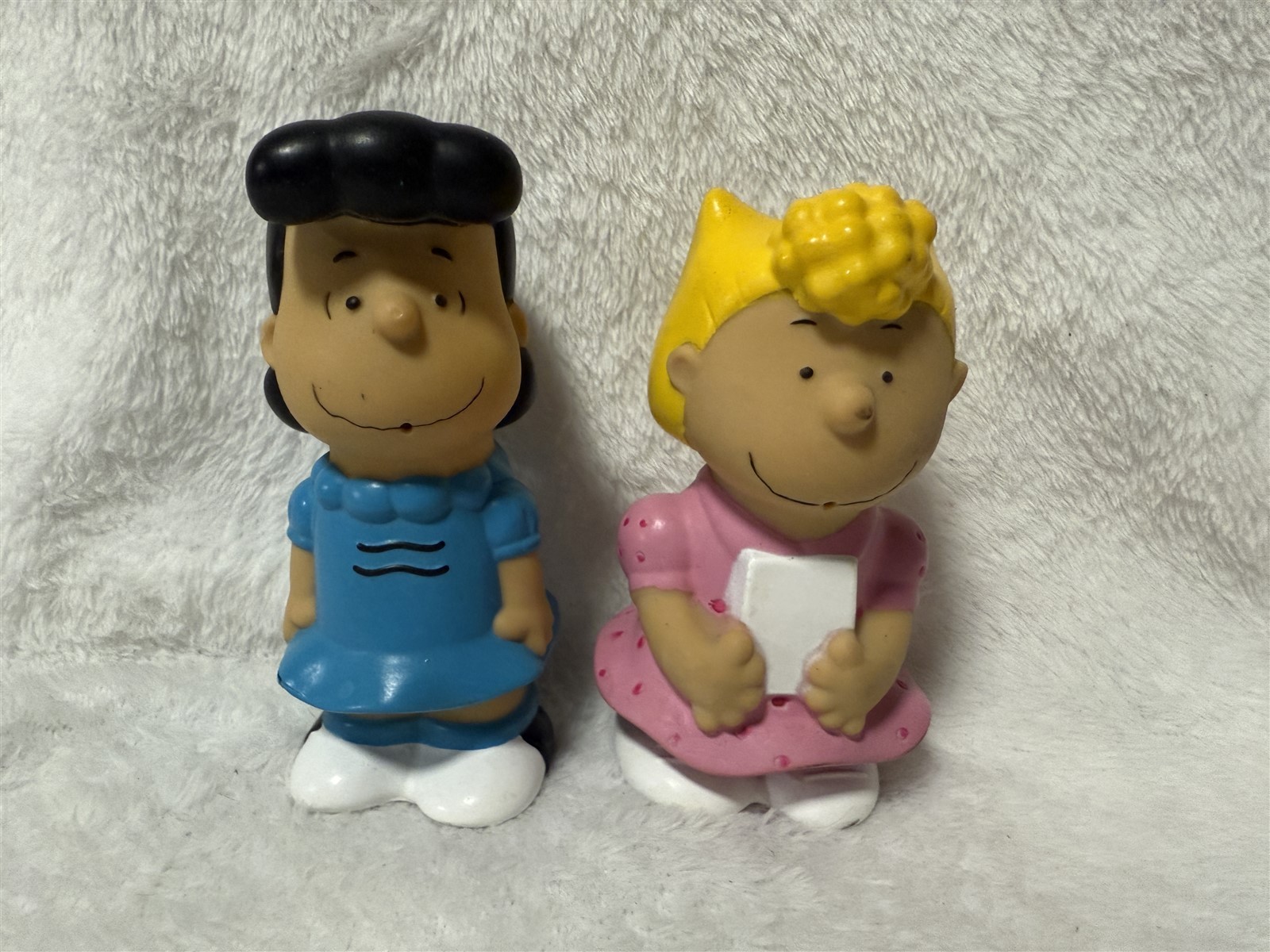 VINTAGE PEANUTS LUCY & SALLY RUBBER SQUIRT TOYS VINTAGE PEANUTS LUCY & SALLY RUBBER SQUIRT TOYS