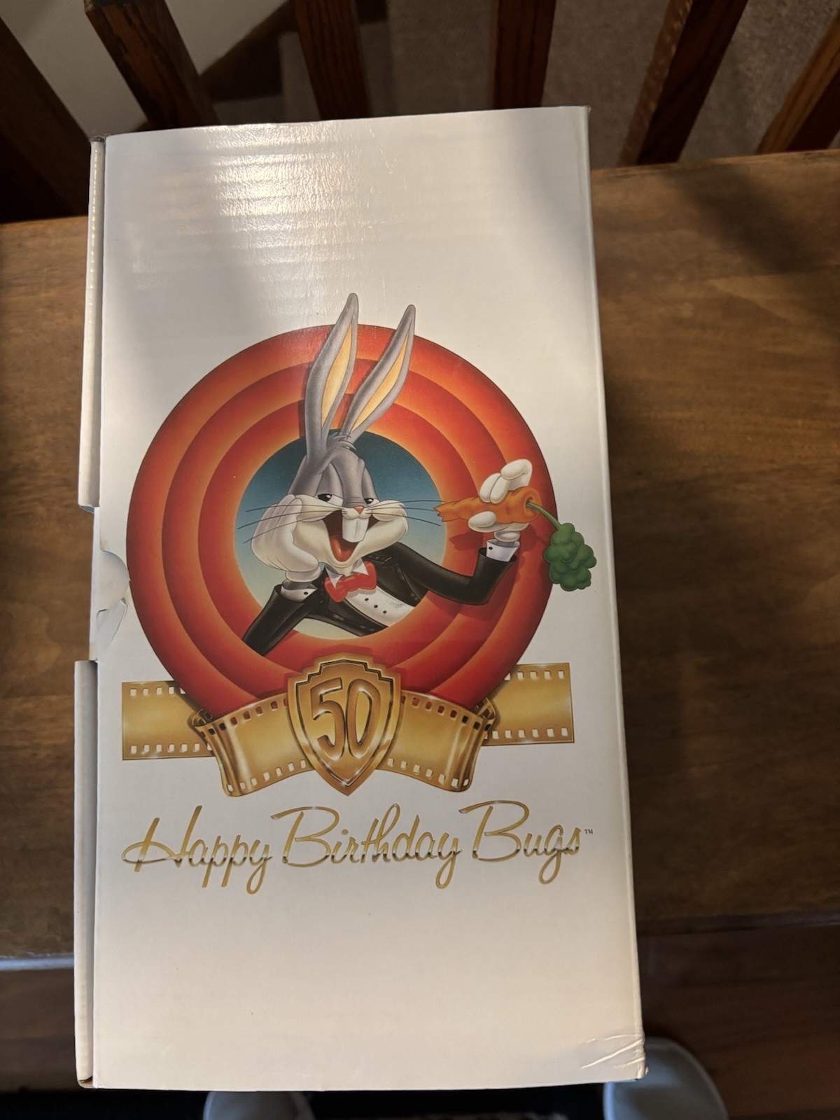 1990 Warner Bros. Porcelain Figurine Bugs Bunny 50th Birthday Limited Edition 1990 Warner Bros. Porcelain Figurine Bugs Bunny 50th Birthday Limited Edition