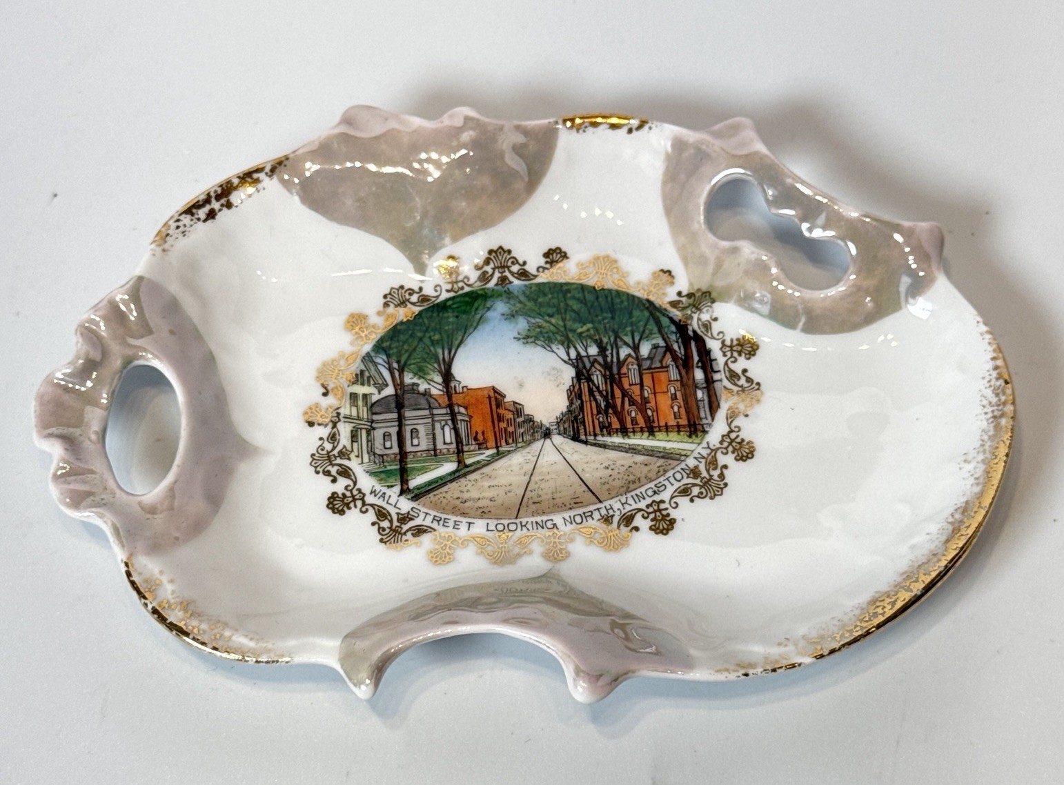KINGSTON NEW YORK NY Antique WALL STREET Souvenir PAINTED TRINKET DISH ASHTRAY KINGSTON NEW YORK NY Antique WALL STREET Souvenir PAINTED TRINKET DISH ASHTRAY