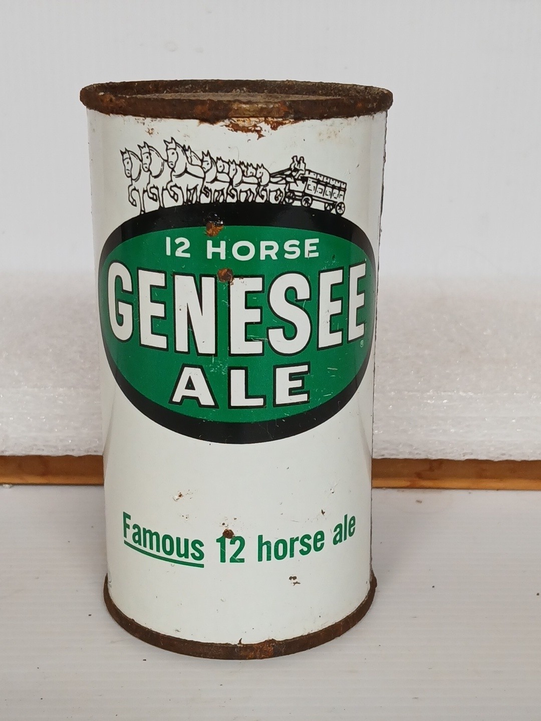 Genesee 12 Horse Ale Flat Top beer Can. Rochester New York Beer. Genesee 12 Horse Ale Flat Top beer Can. Rochester New York Beer.