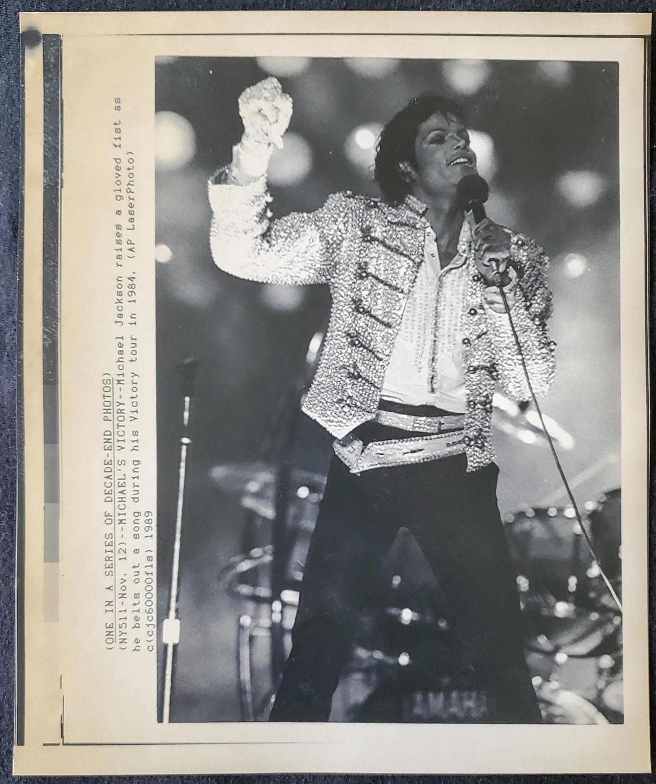 1988 Michael Jackson 1984 Victory Tour Concert 7x9 PR Laser Paper Photograph 1988 Michael Jackson 1984 Victory Tour Concert 7x9 PR Laser Paper Photograph