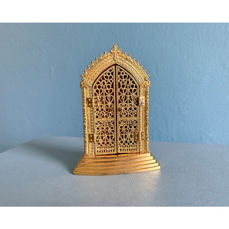 Vintage Gothic Brass Travel Shrine Ornate Gold Filigree Cathedral Pocket Altar