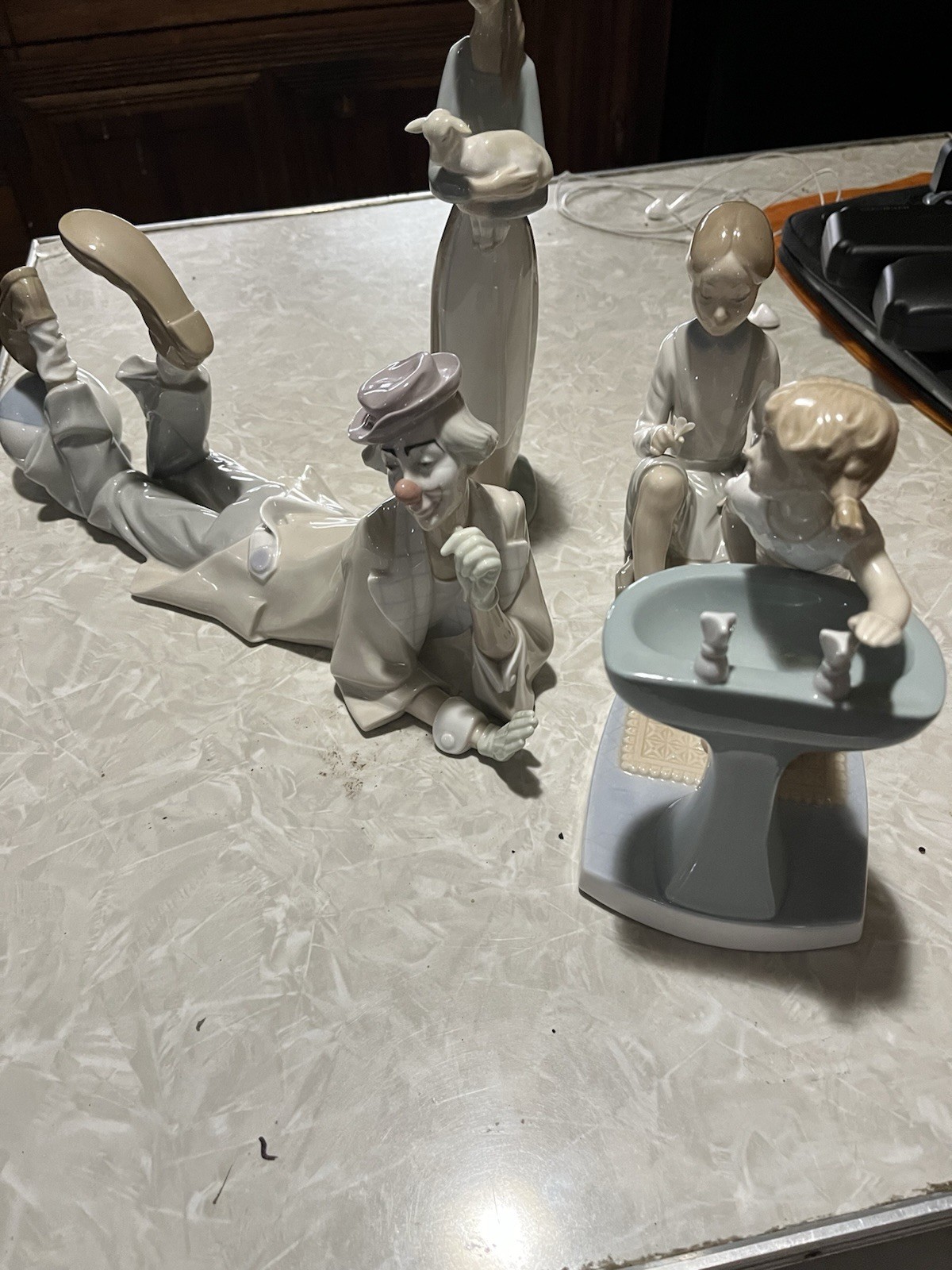 lladro figurines four in total sold together at a great price pick up only lladro figurines four in total sold together at a great price pick up only