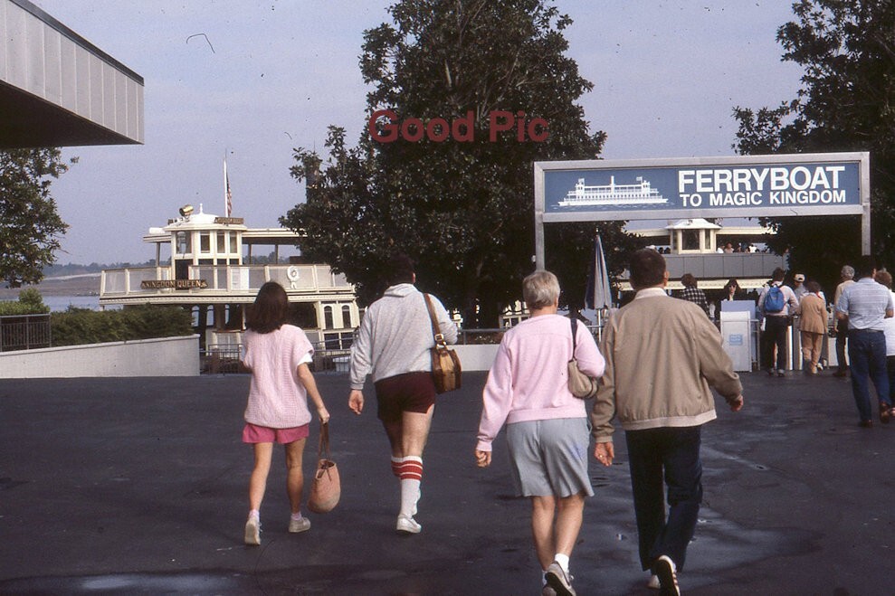 #XX24-bb Vintage 35mm Slide Photo- Disney World - 1986