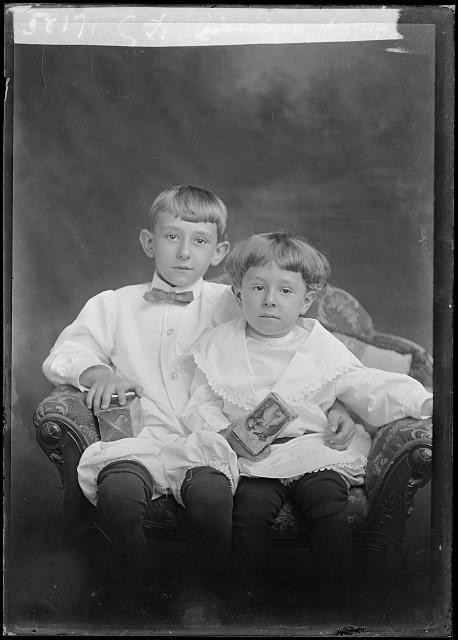 Photo:Reisinger C H Boys Portrait Studio Photograph