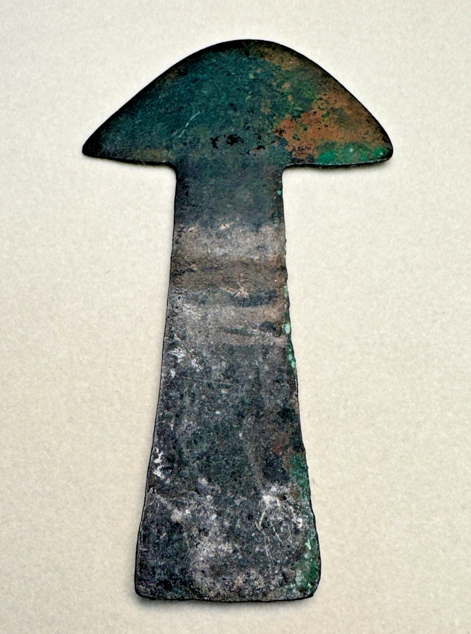 Authentic Ancient Pre-Columbian Peruvian Chimu Tumi Authentic Ancient Pre-Columbian Peruvian Chimu Tumi