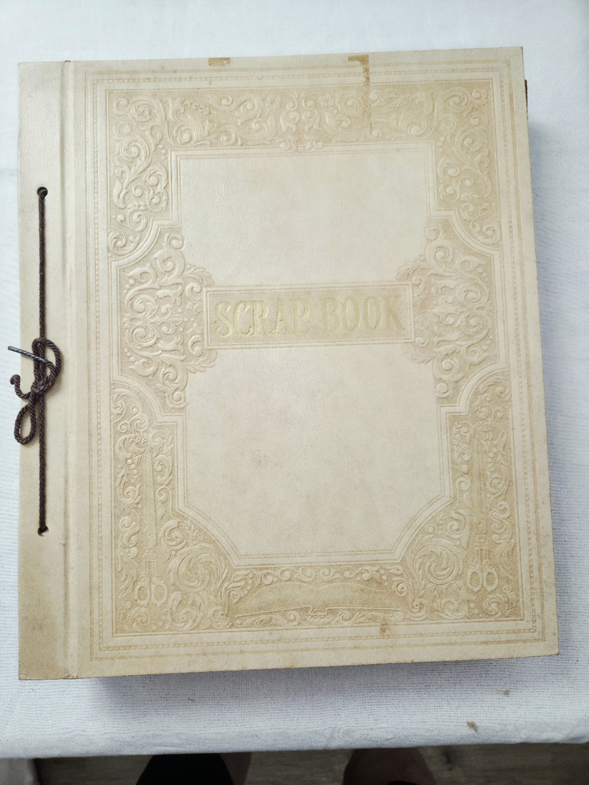 Vtg-1940s-1950s Maine Scrapbook ELIZABETH II CROWNED- General Douglas MacArthur