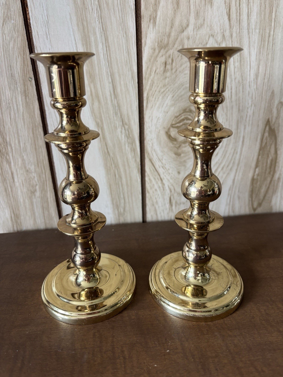 Vintage Pair Of Polished Solid Brass Candlesticks ( Baldwin Brass ??) Vintage Pair Of Polished Solid Brass Candlesticks ( Baldwin Brass ??)