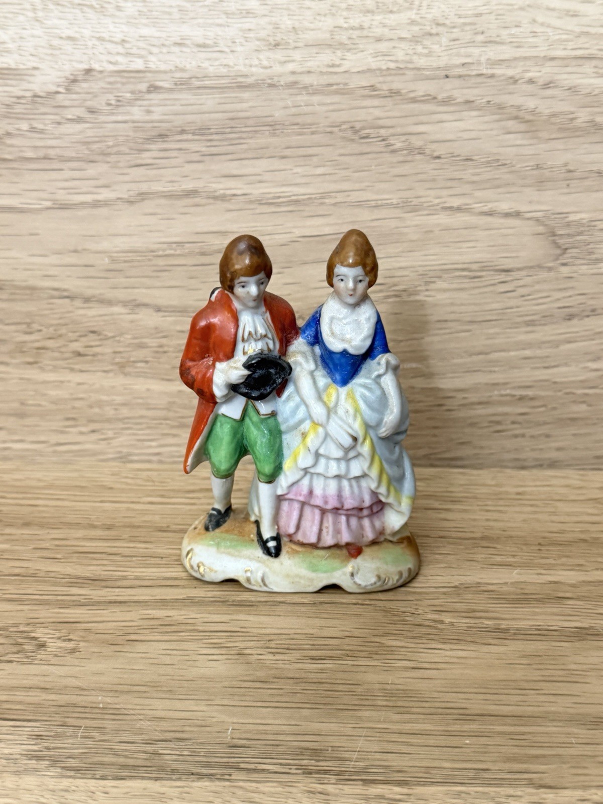 Vintage Maruyama Occupied Japan Porcelain Victorian Couple Figurine 3.5