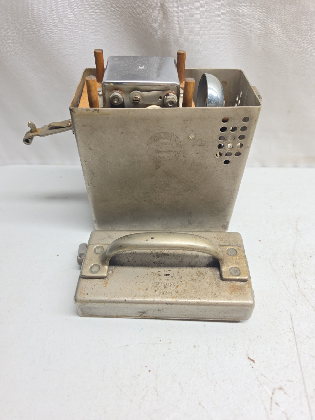 Thomas Edison ELECTRIC bell (intercom/phone?) vintage 40s-60s Thomas Edison ELECTRIC bell (intercom/phone?) vintage 40s-60s