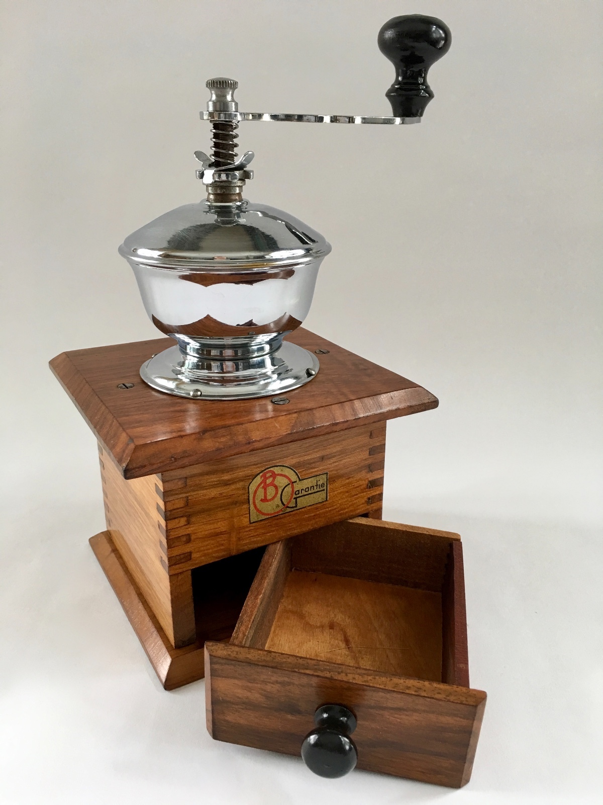 RARE~Antique/Vintage B O Garantie CZECHOSLOVAKIA Wood+Chrome Coffee Mill/Grinder