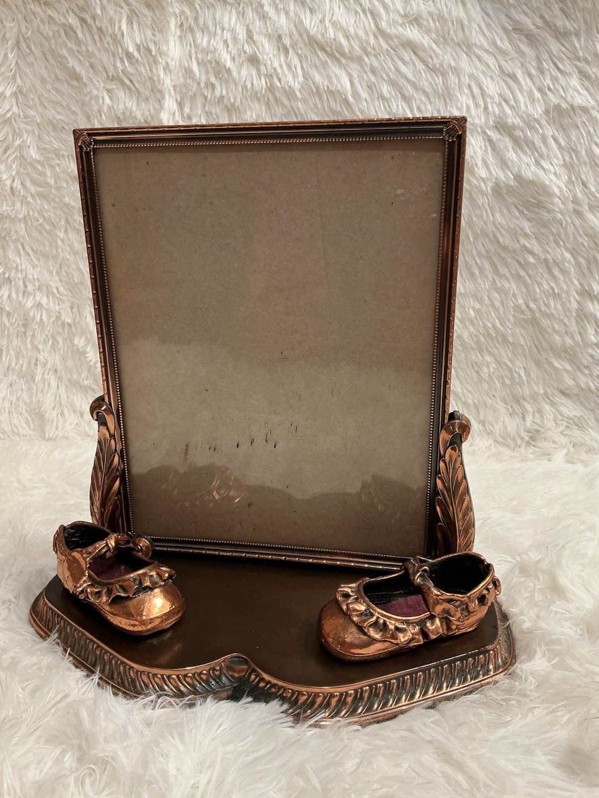 Bronze Tone Metal Tabletop Photo Frame w/ Baby Shoes Base, Portrait 1 Photo