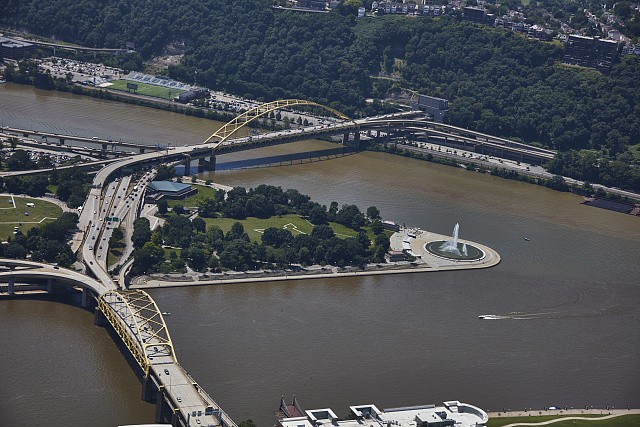 Photo:Pittsburgh Pennsylvania The Point Aerial View 2000s Bridges Fountain