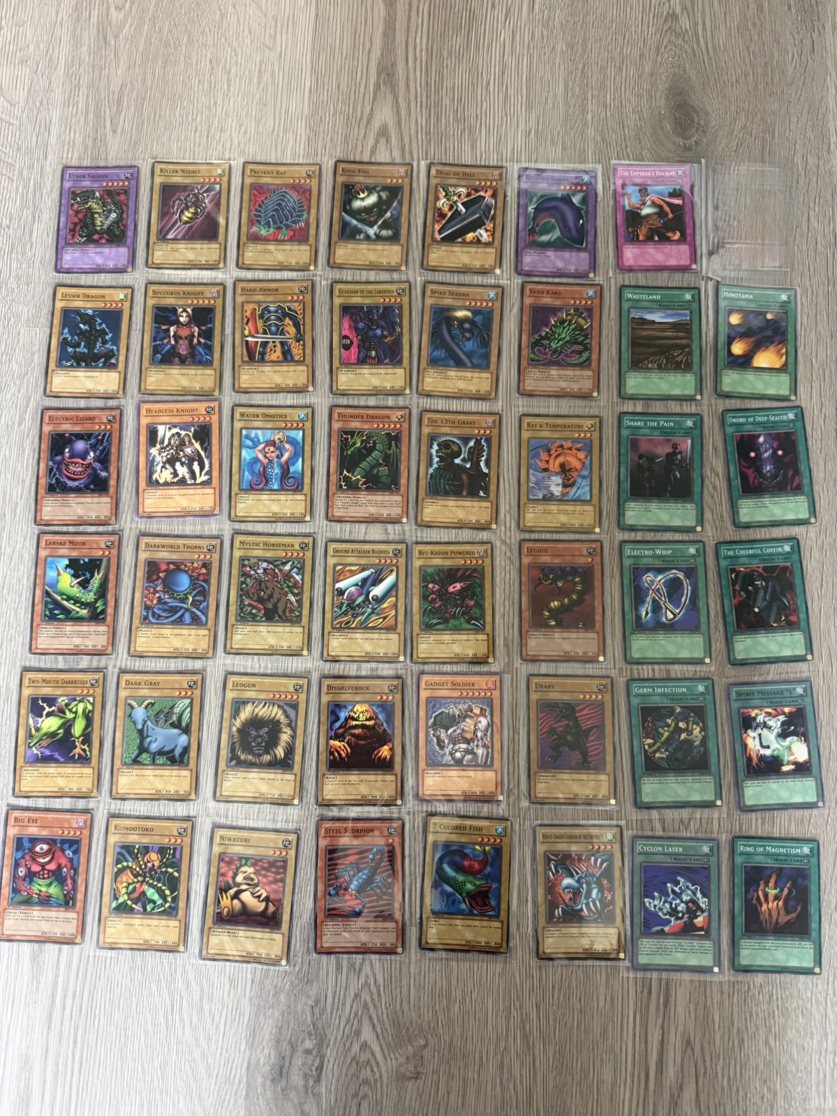 Yu-Gi-Oh Vintage 1st Edition 47 Card Lot LOB MRD LON Early Sets Yu-Gi-Oh Vintage 1st Edition 47 Card Lot LOB MRD LON Early Sets
