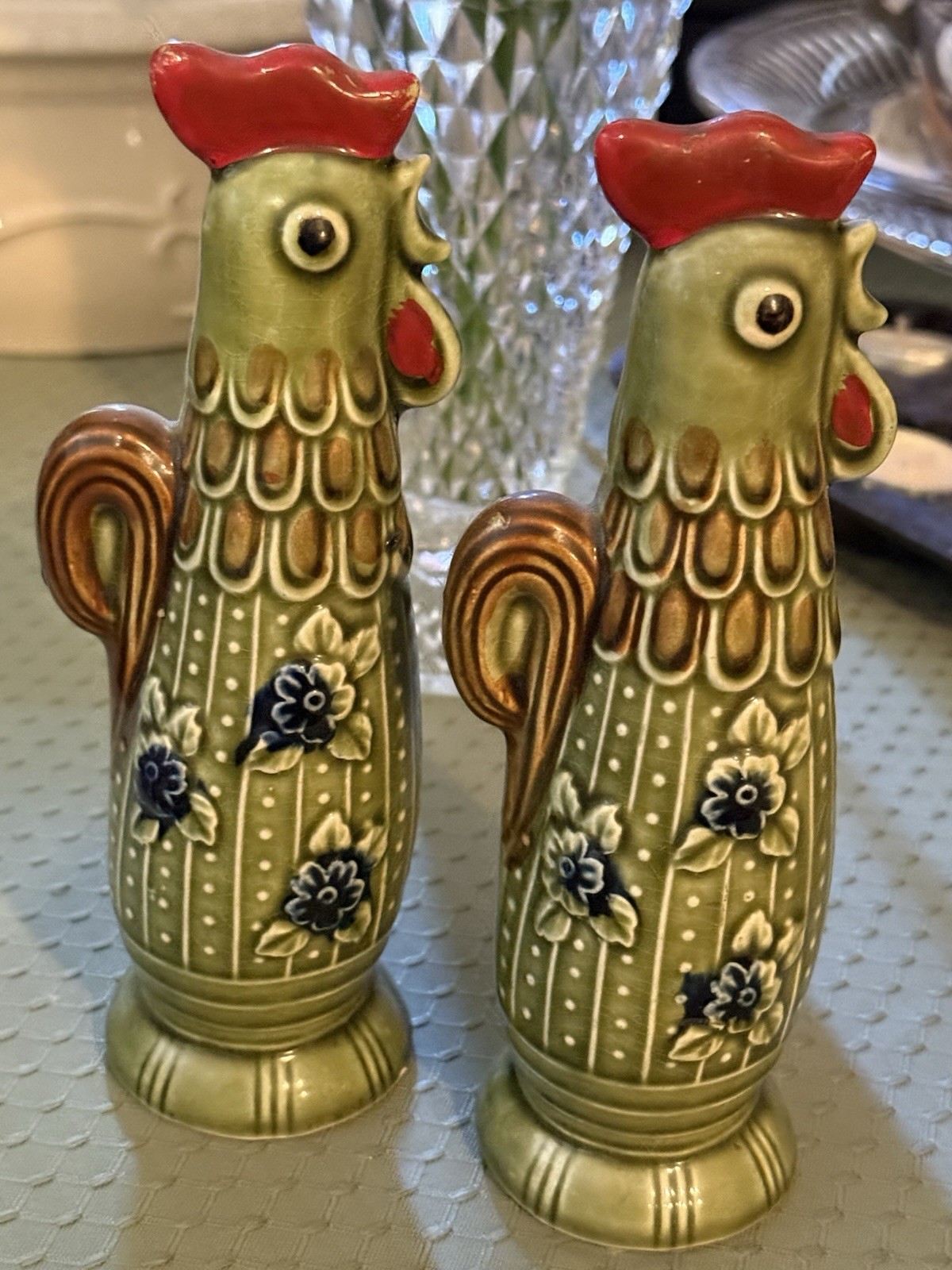 Vintage Quon Quon Japan Green Ceramic Rooster Cottagecore Salt & Pepper Shakers Vintage Quon Quon Japan Green Ceramic Rooster Cottagecore Salt & Pepper Shakers