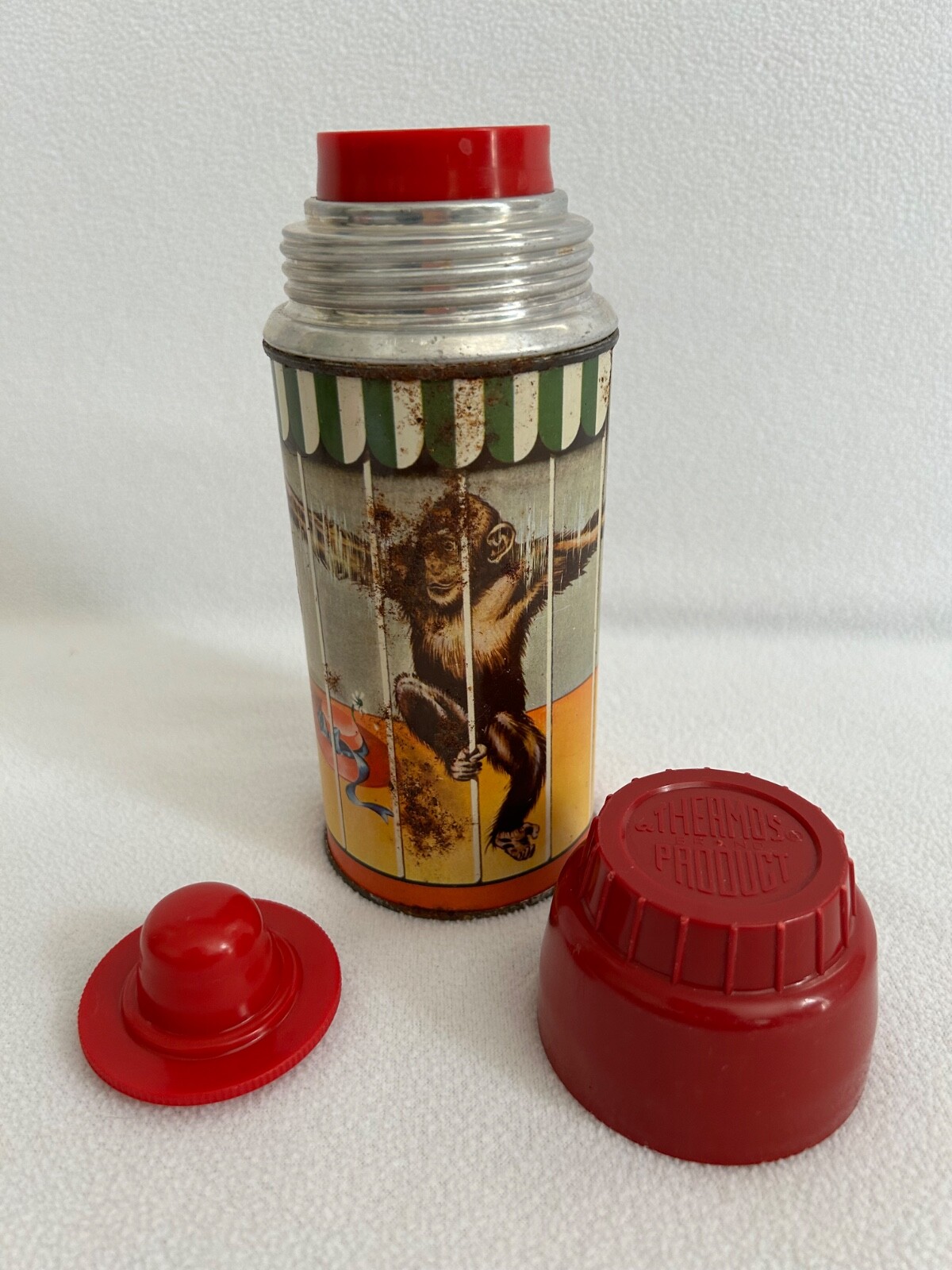 Vintage Holtemp Thermos Circus Train Monkey Ape Chimp Design Vintage Holtemp Thermos Circus Train Monkey Ape Chimp Design