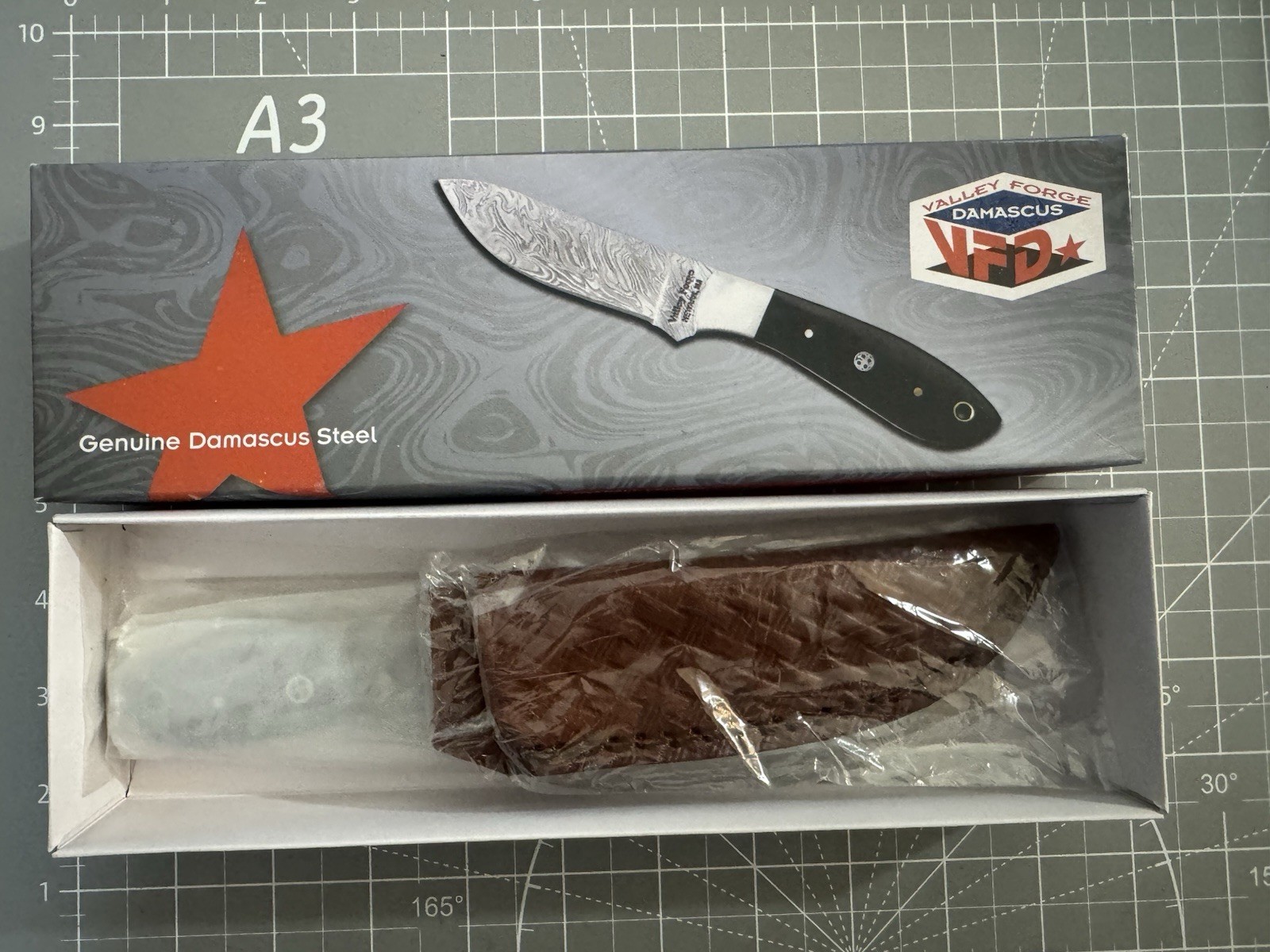 VALLEY FORGE CUTLERY \'VFD-60BH\' Black Horn Handle Fixed Blade Damascus Knife NIB