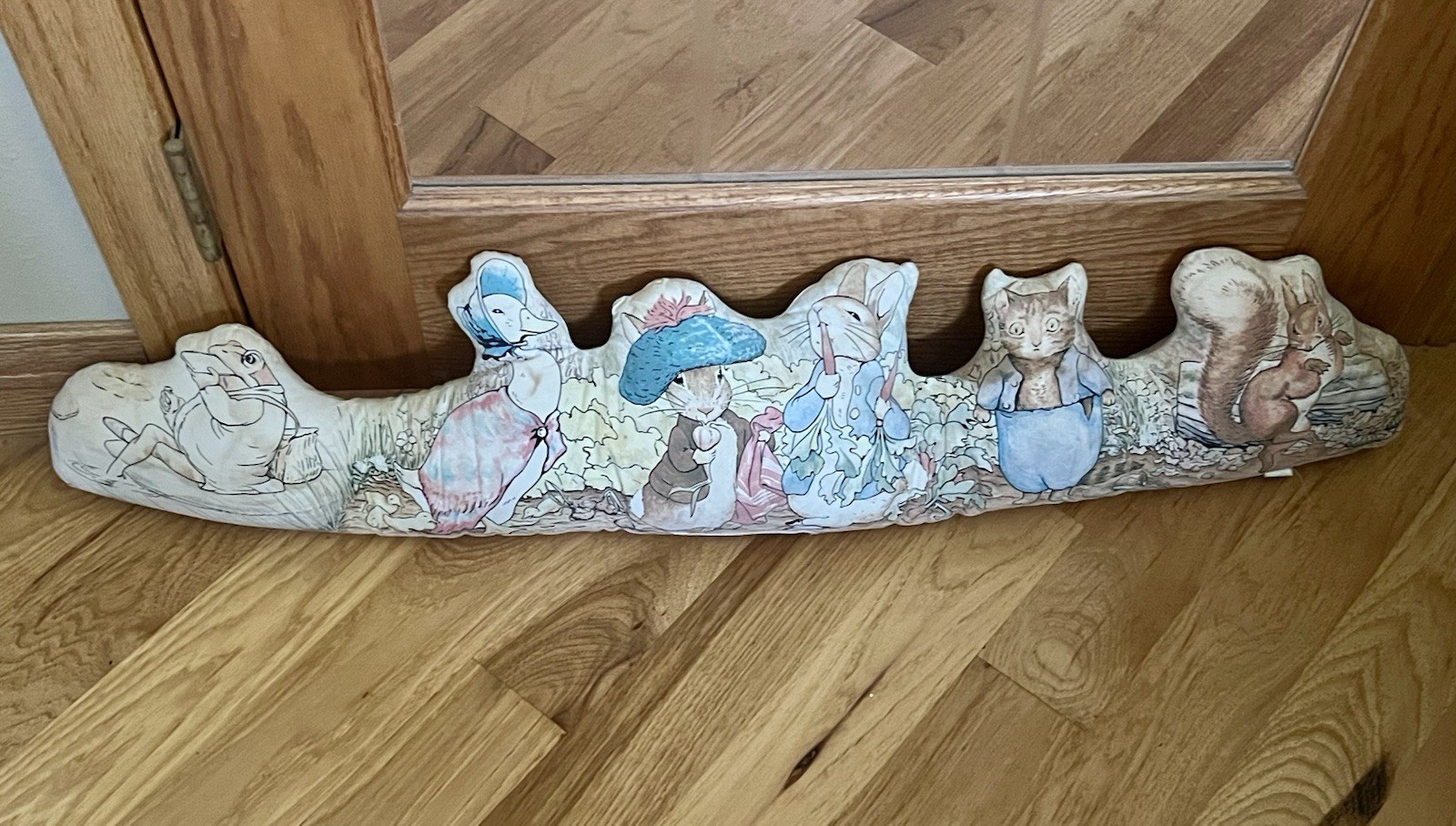 Vintage Frederick & Warner Peter Rabbit Door Stopper Excellent Condition