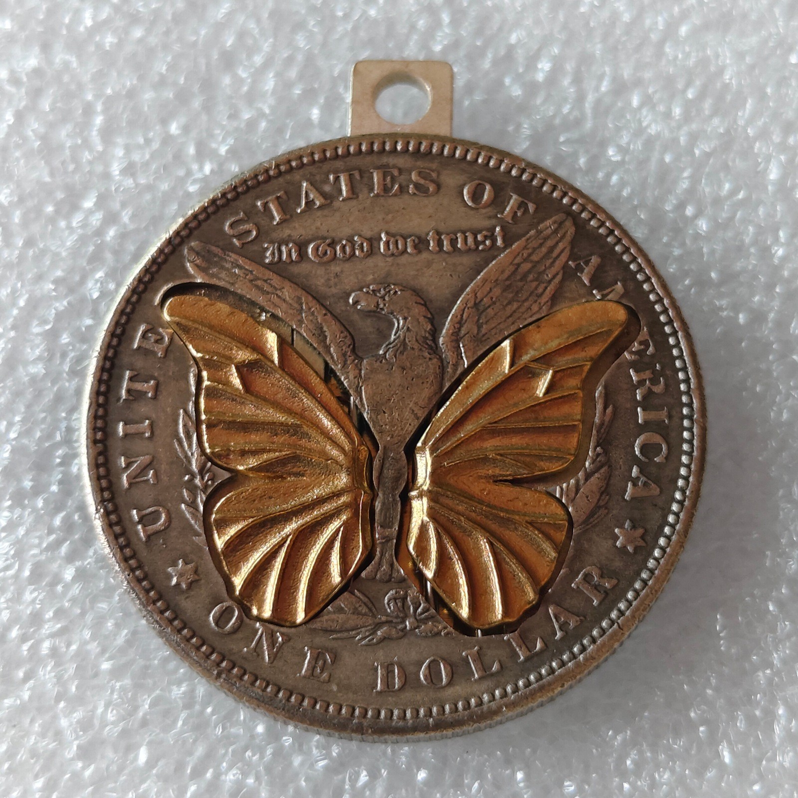 Antique-style Gold-toned Hobo Nickel Butterfly Spread Wings Machine Token Antique-style Gold-toned Hobo Nickel Butterfly Spread Wings Machine Token