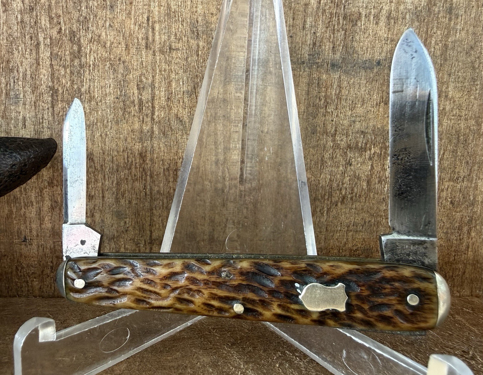 ANTIQUE MILLER BROS USA 3 1/4” 2-BLADE POCKET KNIFE BEAUTIFUL JIGGED BONE