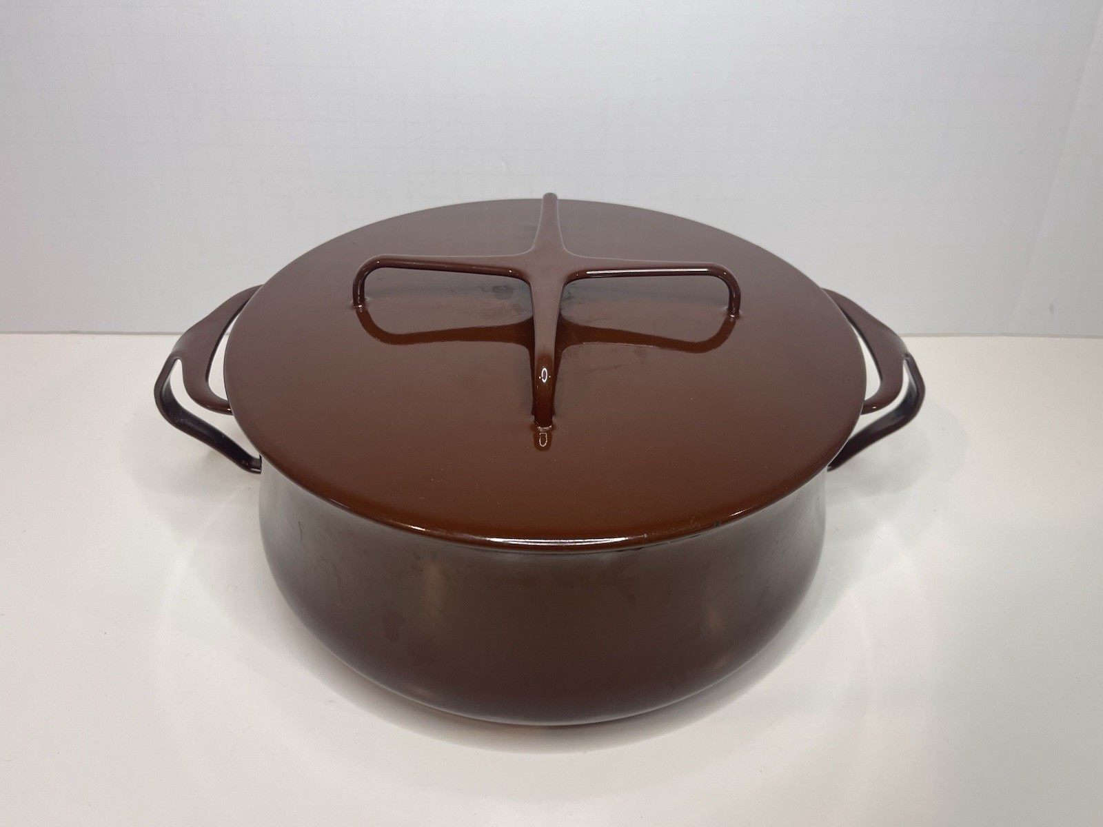 VINTAGE DANSK Kobenstyle IHQ Brown France Enamel 4 qt Pot Dutch Oven Trivet Lid VINTAGE DANSK Kobenstyle IHQ Brown France Enamel 4 qt Pot Dutch Oven Trivet Lid