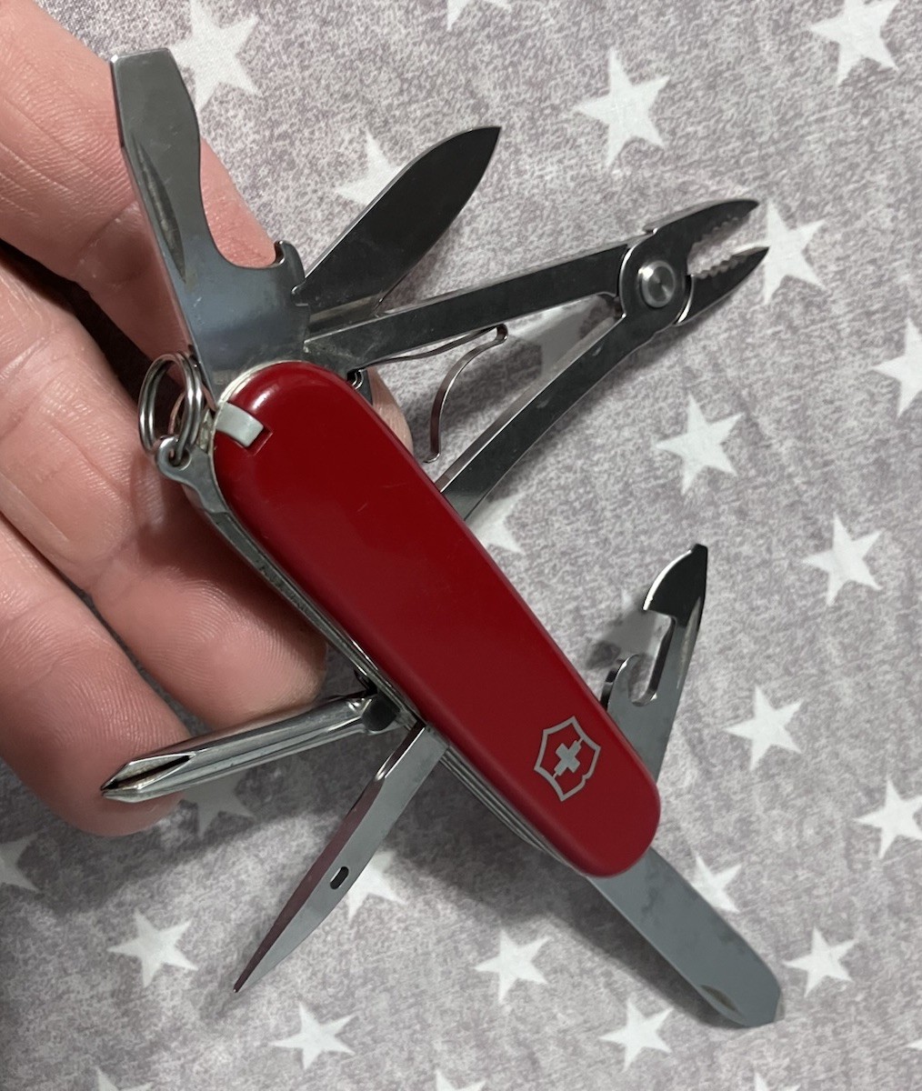 Swiss Army Knife Victoriox Switzerland Vintage Excellent Condition Swiss Army Knife Victoriox Switzerland Vintage Excellent Condition