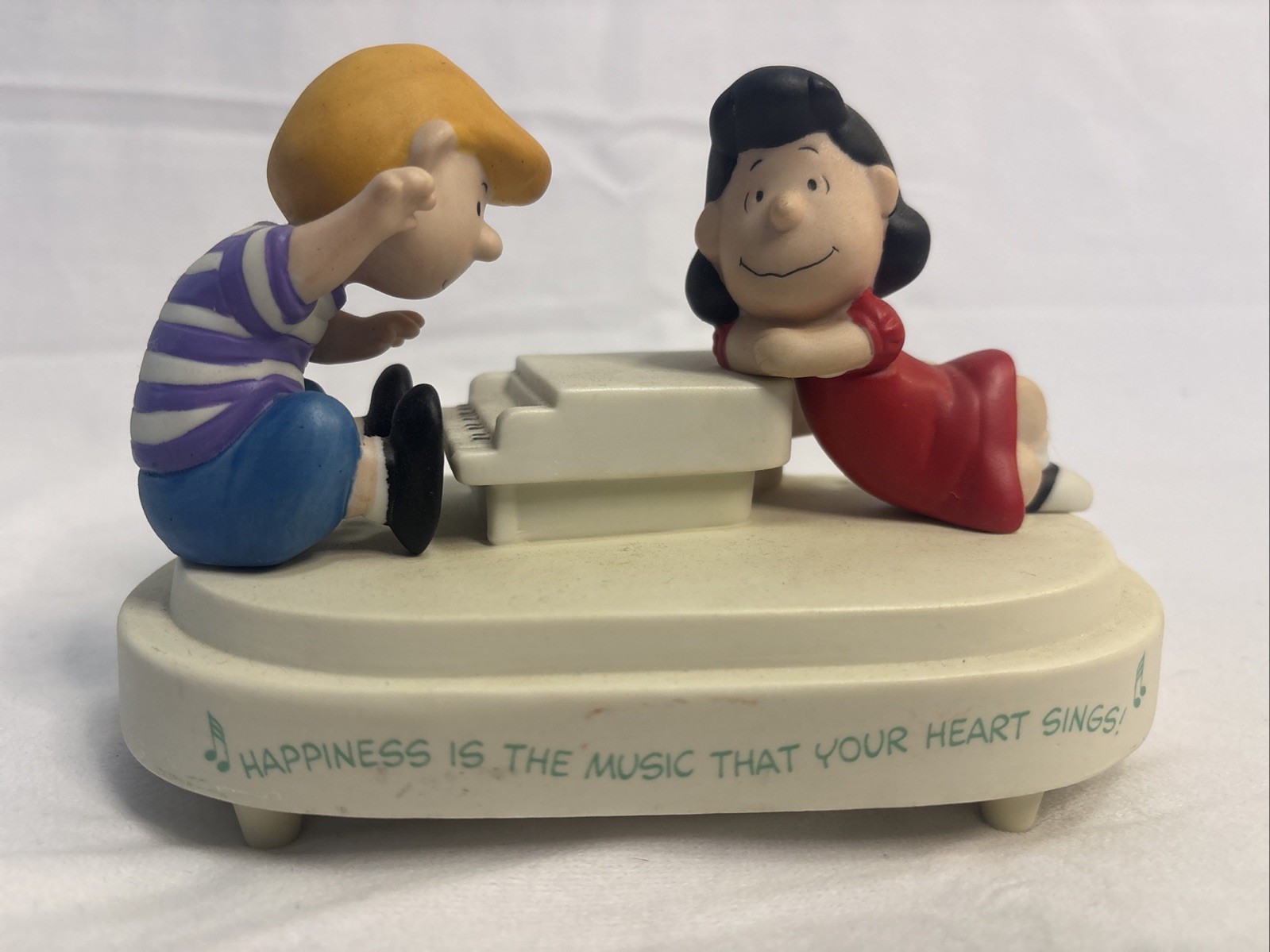 Peanuts Gallery A Joyful Song Music Box Limited Edition 6642/24500 WORKS Peanuts Gallery A Joyful Song Music Box Limited Edition 6642/24500 WORKS