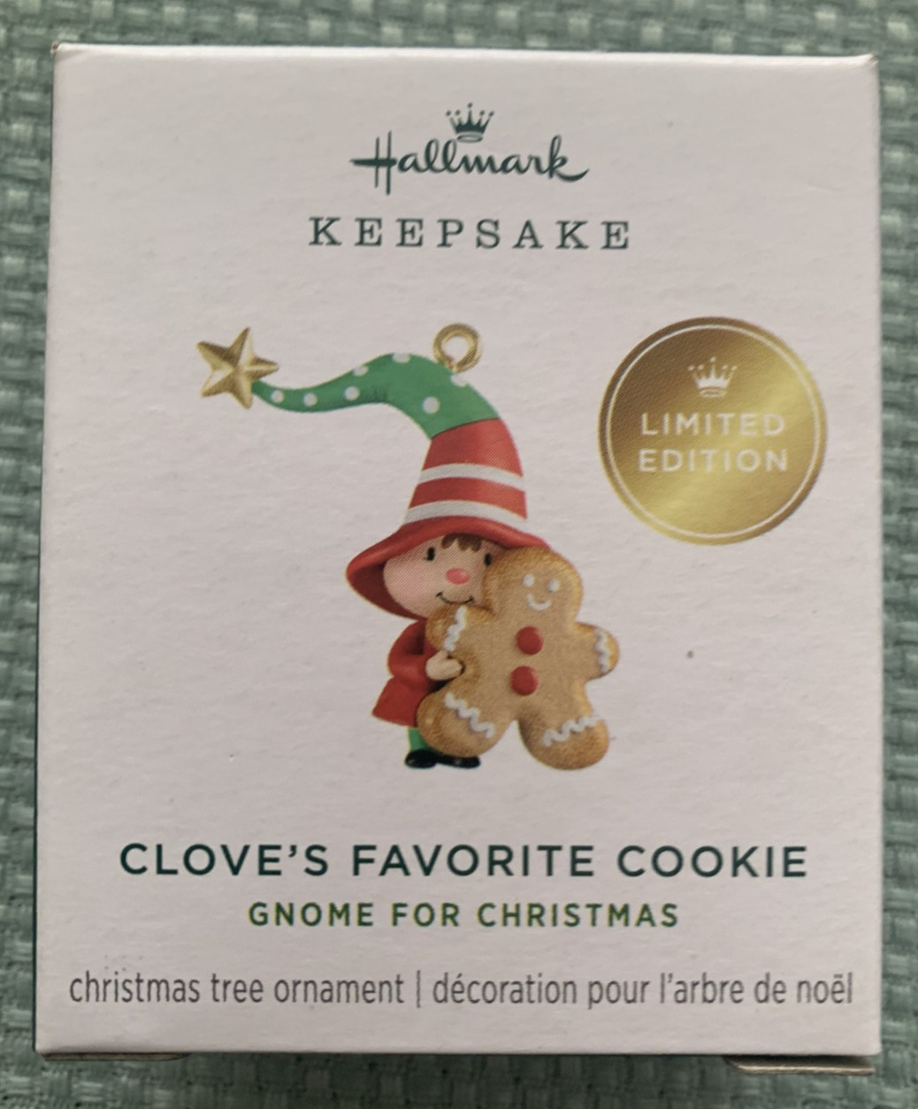 CLOVE\'S FAVORITE COOKIE - 2026 Hallmark Miniature Ornament - LIMITED - NEW