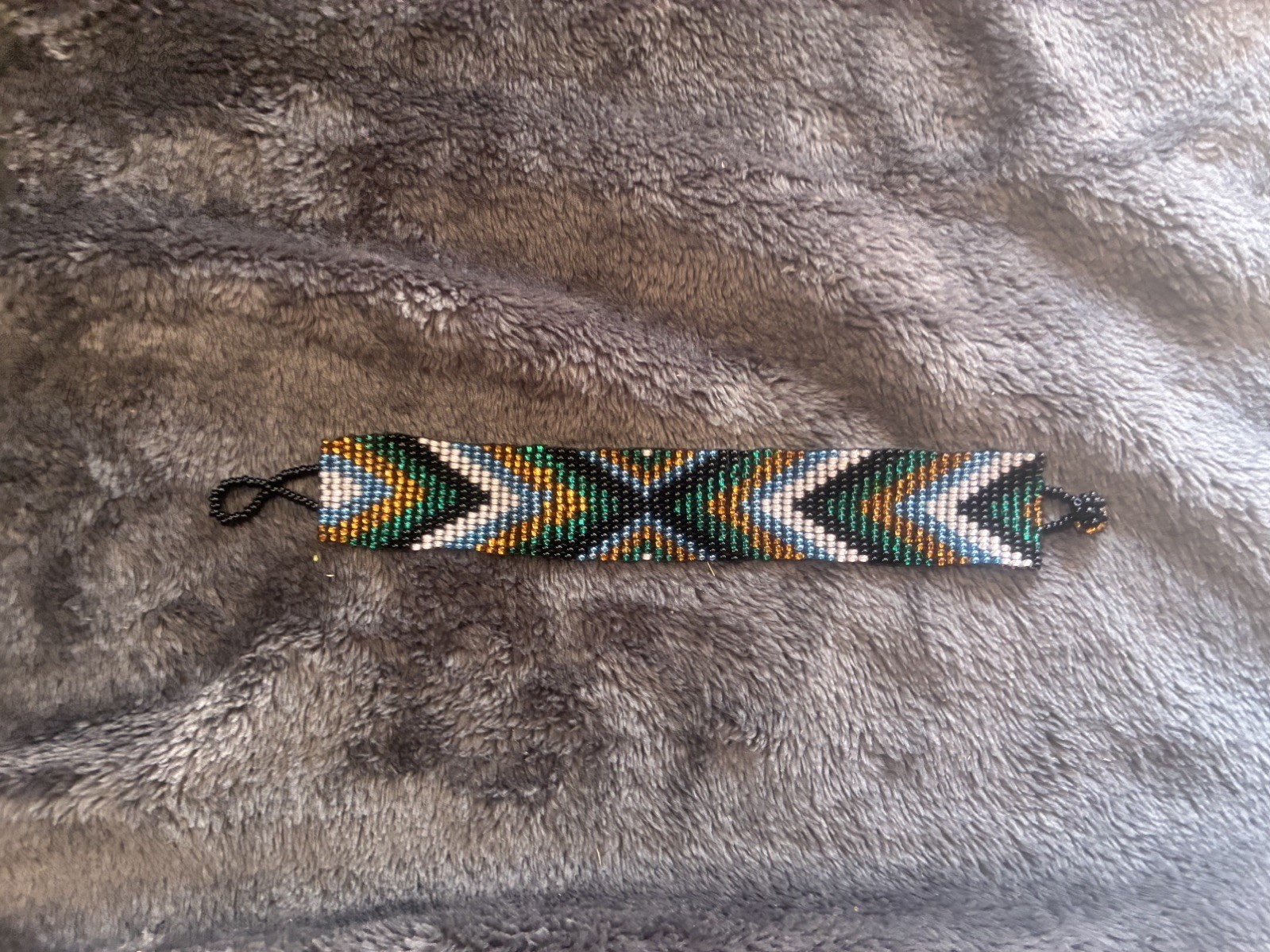Vintage Hand Made Navajo Style Seed Glass Bead Bracelet  Native American Rare