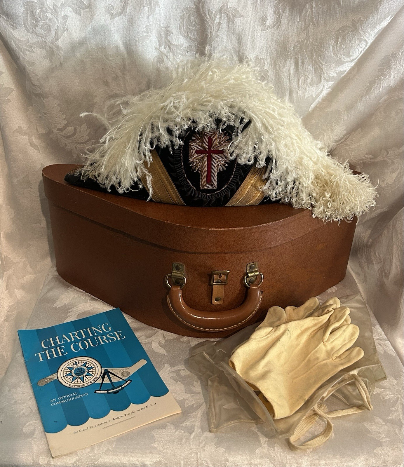 Rare XL 7.5 Vintage Masonic Knights Templar Past Commander Chapeau Regalia Set