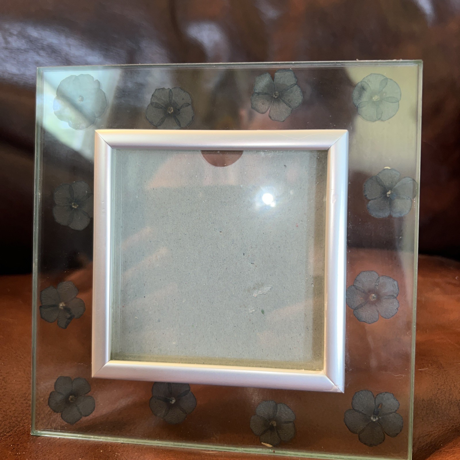 Rare Glass Pressed Flower Picture Frame Gorgeous 6.5”x6.5” Picture Size 3.5”x3. Rare Glass Pressed Flower Picture Frame Gorgeous 6.5”x6.5” Picture Size 3.5”x3.