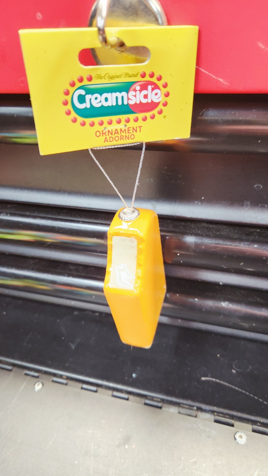 Ruz Christmas Ornament. Creamsicle. Brand New. Perfect Condition Ruz Christmas Ornament. Creamsicle. Brand New. Perfect Condition