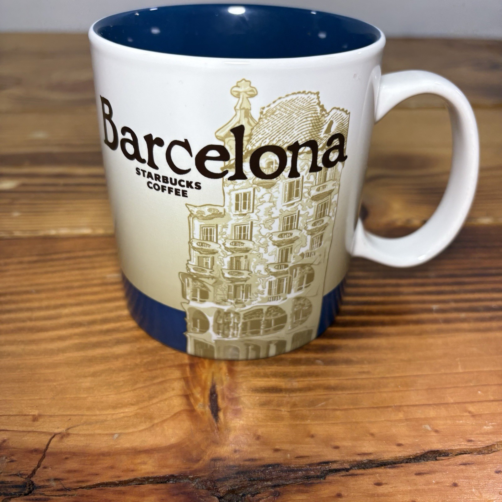 Starbucks Barcelona Spain Global Icon City Mug 16 oz 2015 New Unused Sticker Starbucks Barcelona Spain Global Icon City Mug 16 oz 2015 New Unused Sticker