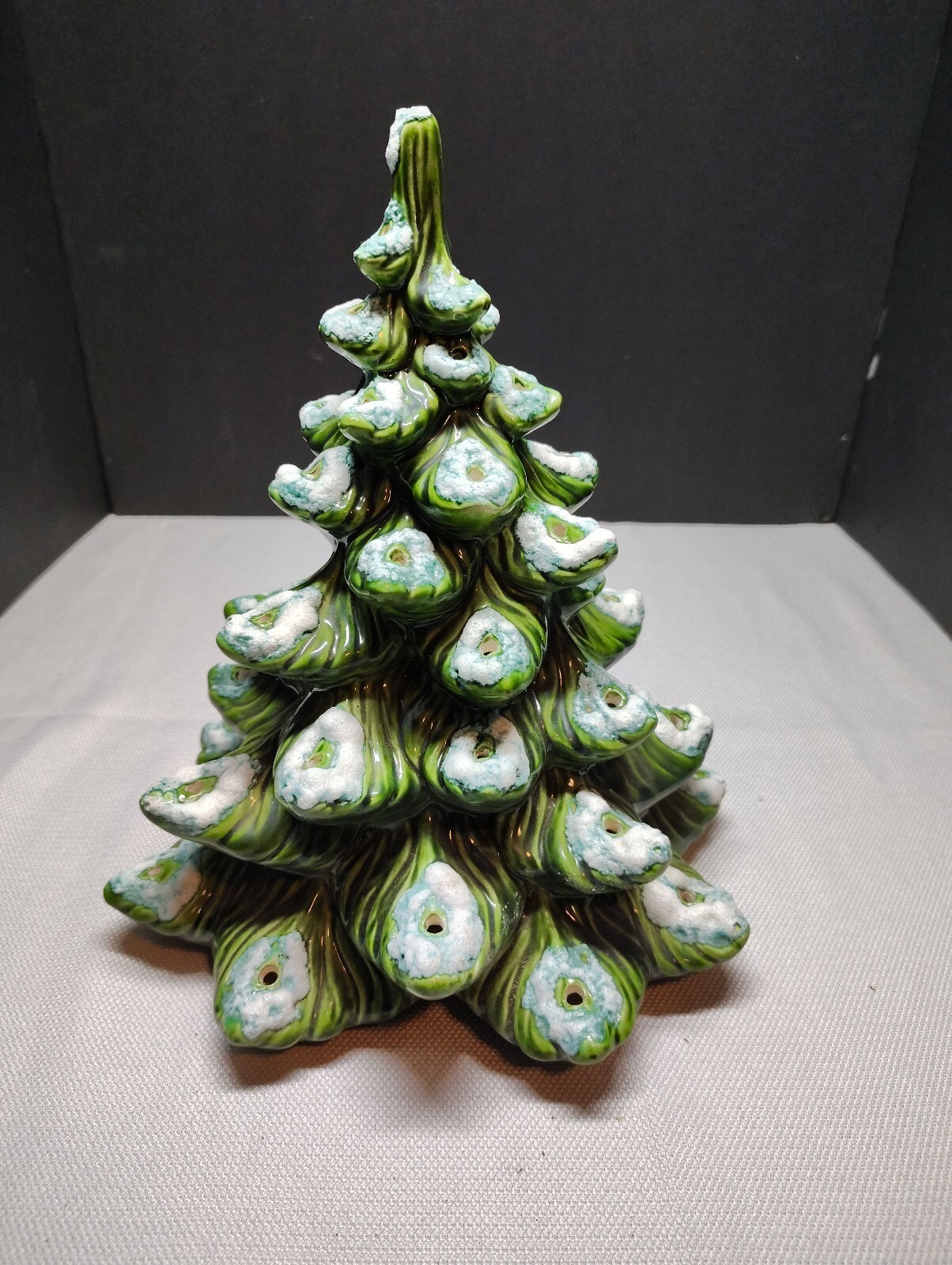 Atlantic Mold Flocked Ceramic Christmas Tree