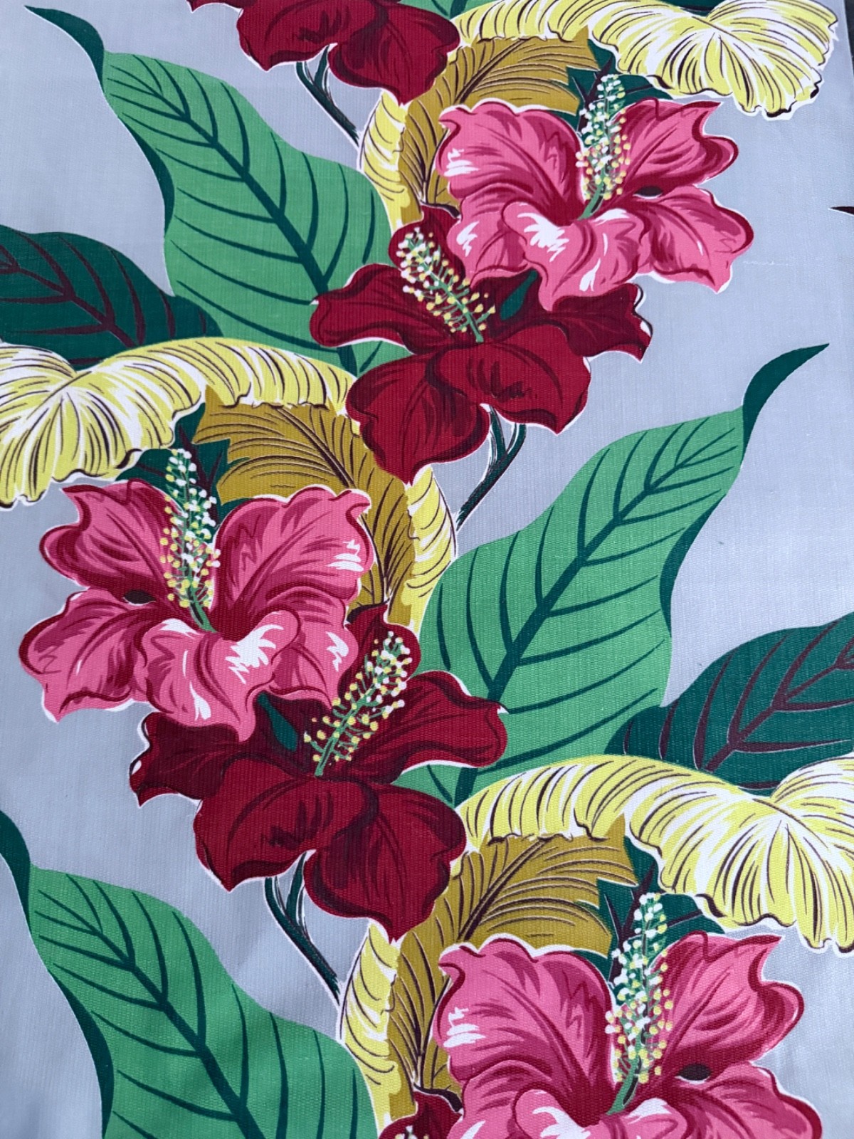Aloha WAIKIKI Hibiscus Floral Gray Hollywood Regency Barkcloth Vintage Fabric Aloha WAIKIKI Hibiscus Floral Gray Hollywood Regency Barkcloth Vintage Fabric