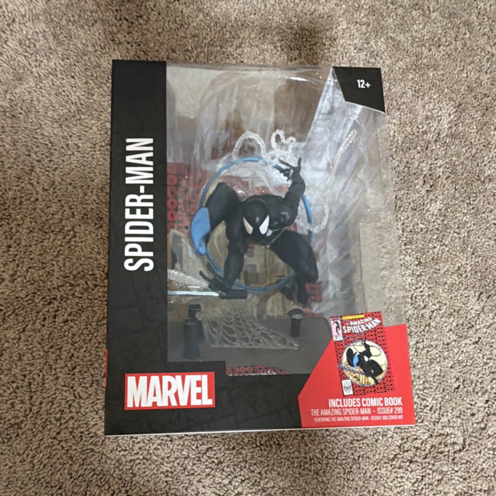 McFarlane Toys Marvel Spider-Man Figure Includes Comic Book Inspired by ASM #300