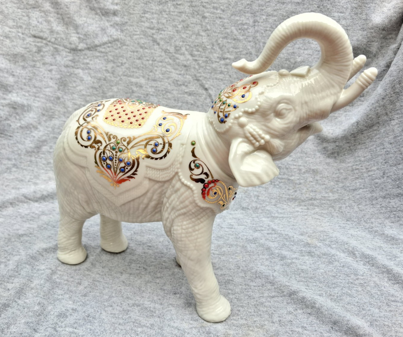 Lenox China Jewels Collection Porcelain Elephant Jeweled w/ 24k trim 1995 MINT Lenox China Jewels Collection Porcelain Elephant Jeweled w/ 24k trim 1995 MINT