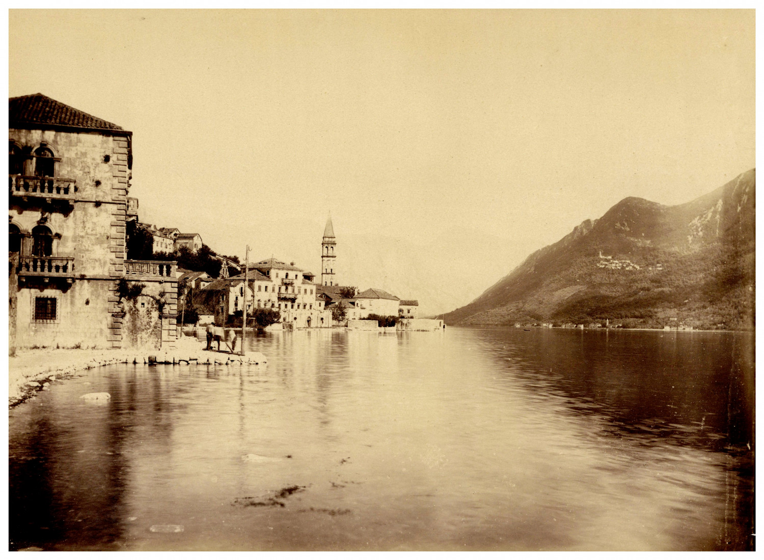 Yugoslavija, Crna Gora, Montenegro, Perast vintage albums print albumen print Yugoslavija, Crna Gora, Montenegro, Perast vintage albums print albumen print