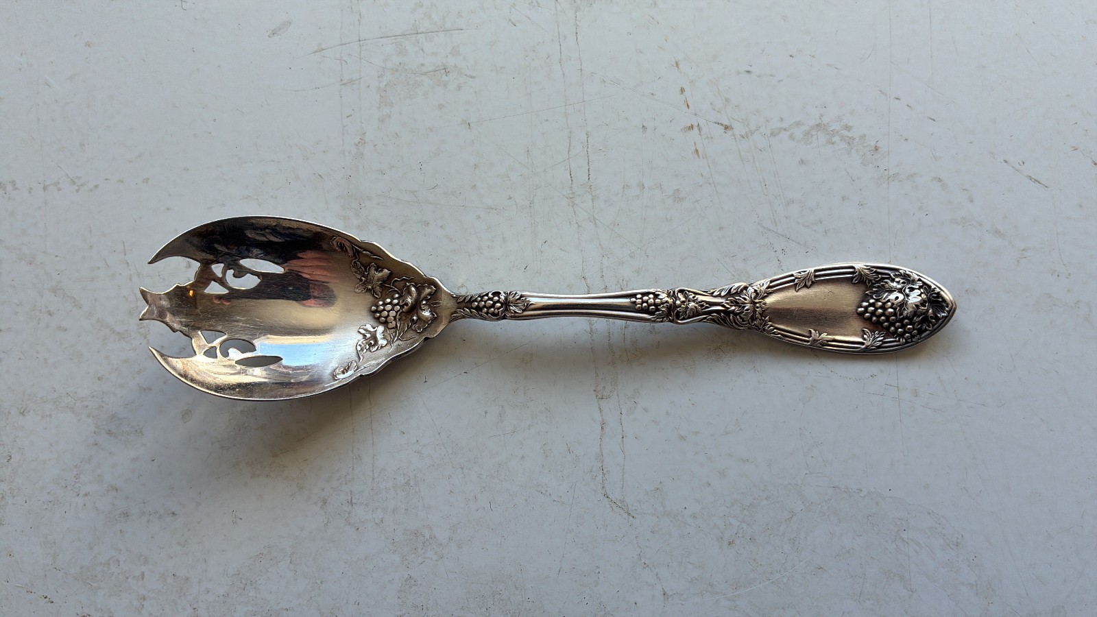 Vintage Rogers La Vigne Pattern Silver Plate Ice Cream Fork - 
