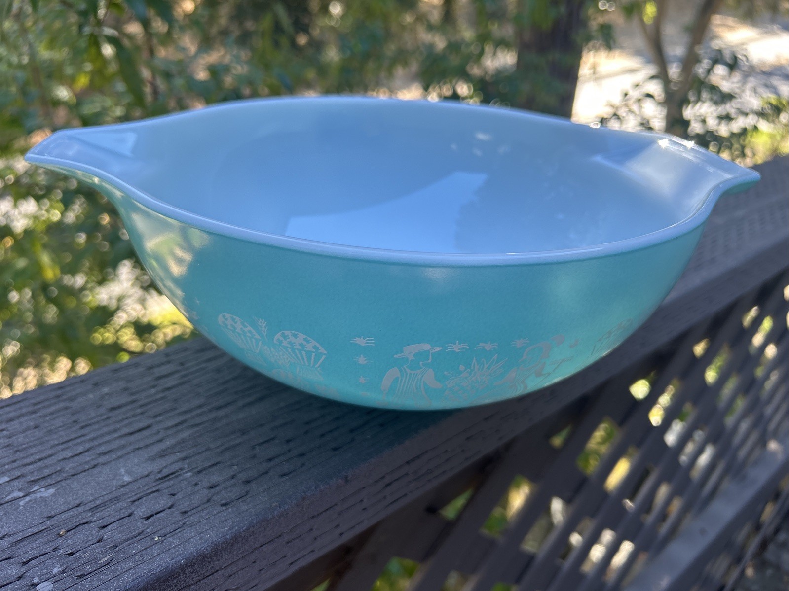 Vintage Pyrex Amish Butterprint 444 4 Qt Cinderella Bowl Turquoise Vintage Pyrex Amish Butterprint 444 4 Qt Cinderella Bowl Turquoise