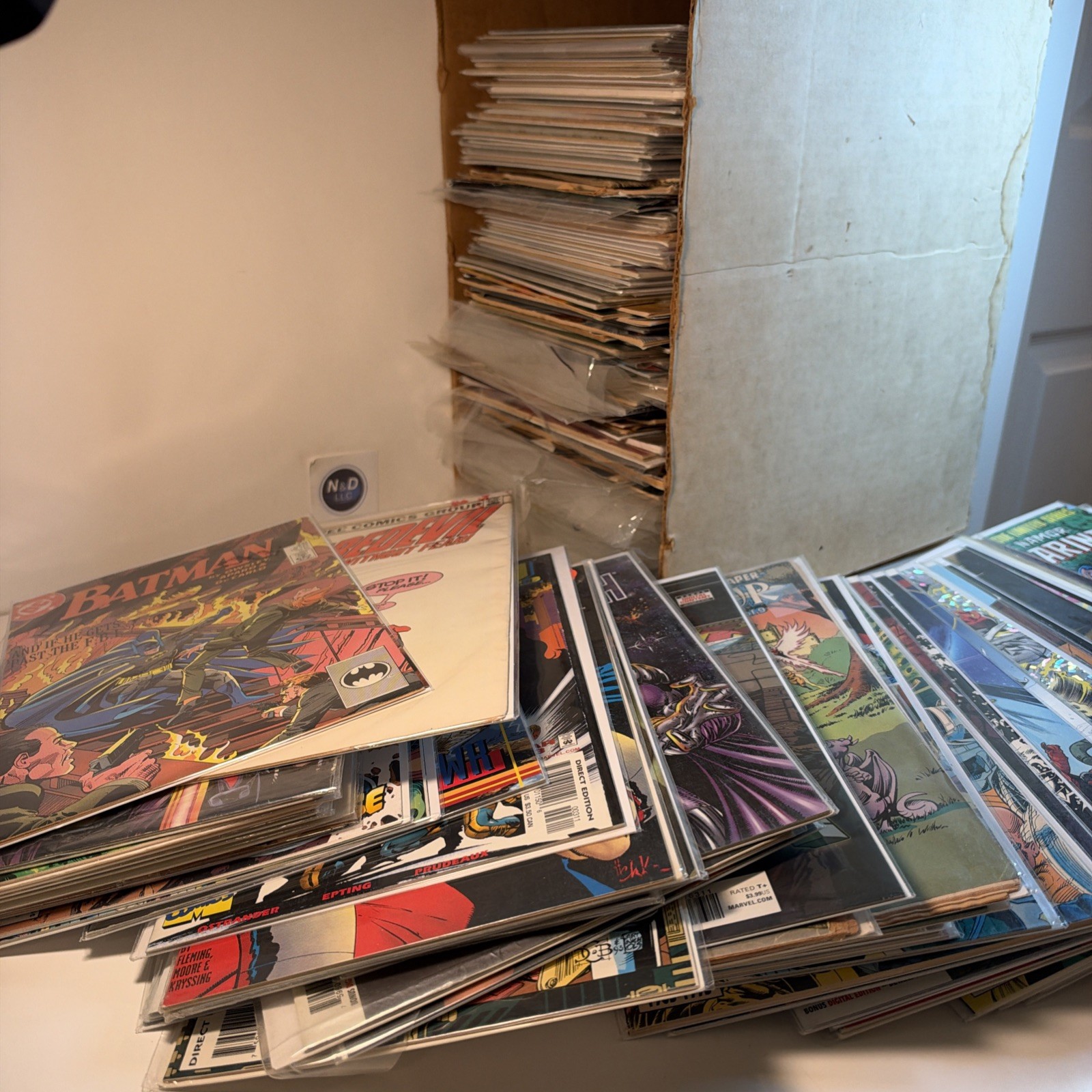 COMIC BOOK LOT OF 10-MARVEL ,DC, INDIES AND OTHERS, VINTAGE RARE COMIC BOOK LOT OF 10-MARVEL ,DC, INDIES AND OTHERS, VINTAGE RARE