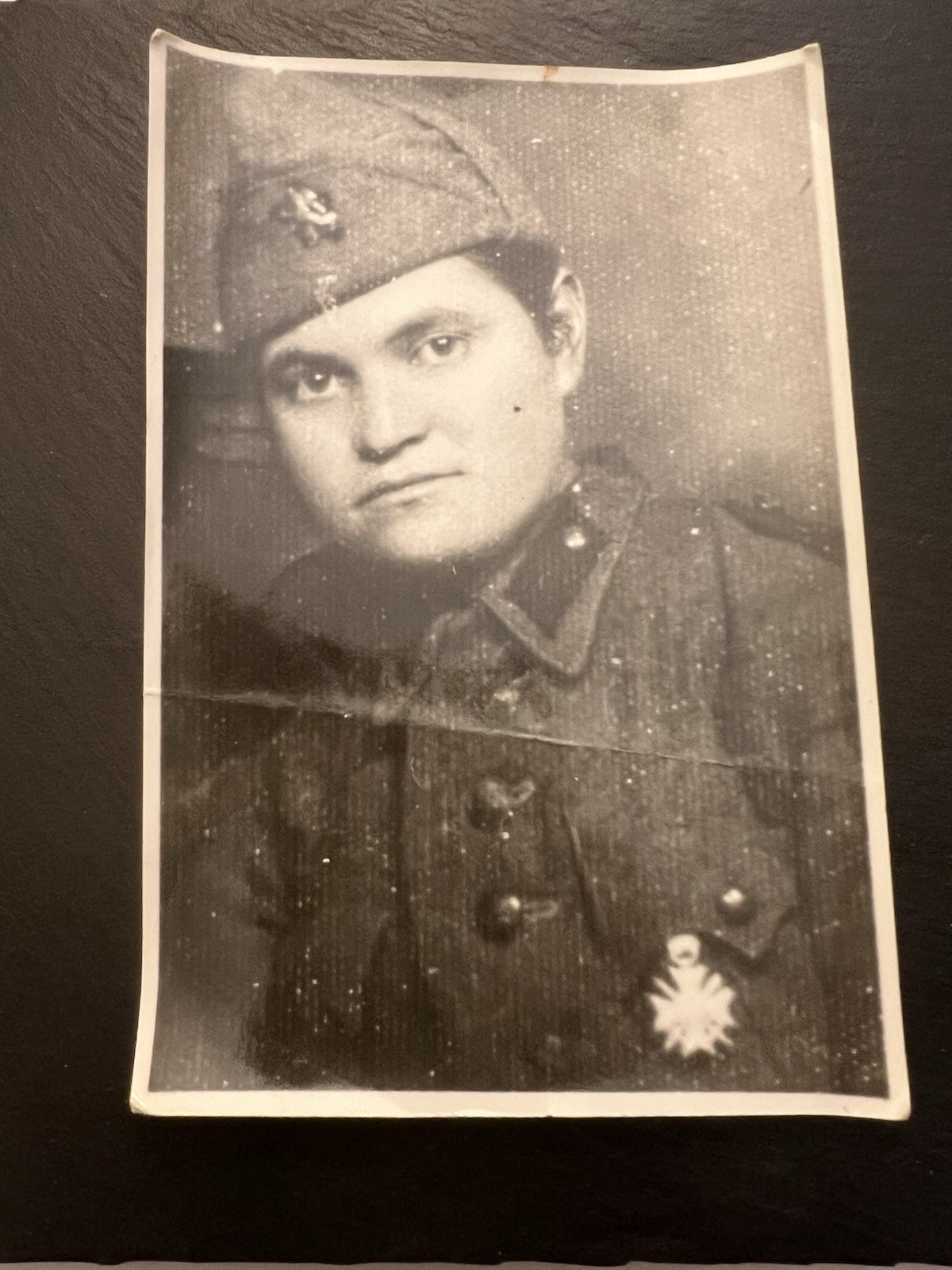 Vintage WWII Era Bulgarian Soldier Photo Uniform Sidecap Lion Badge Military Med