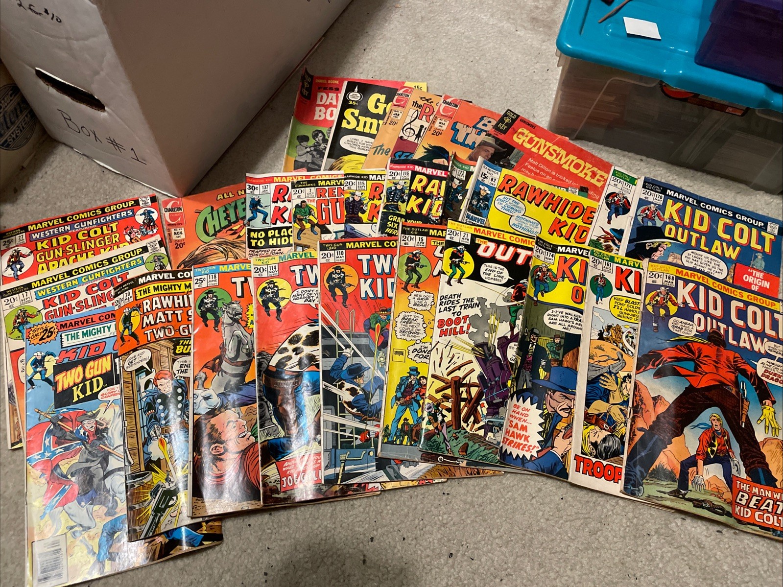 Big Lot Of Marvel Bronze Age Western Comics Kid Colt Two-gun Kid Rawhide Beaters Big Lot Of Marvel Bronze Age Western Comics Kid Colt Two-gun Kid Rawhide Beaters