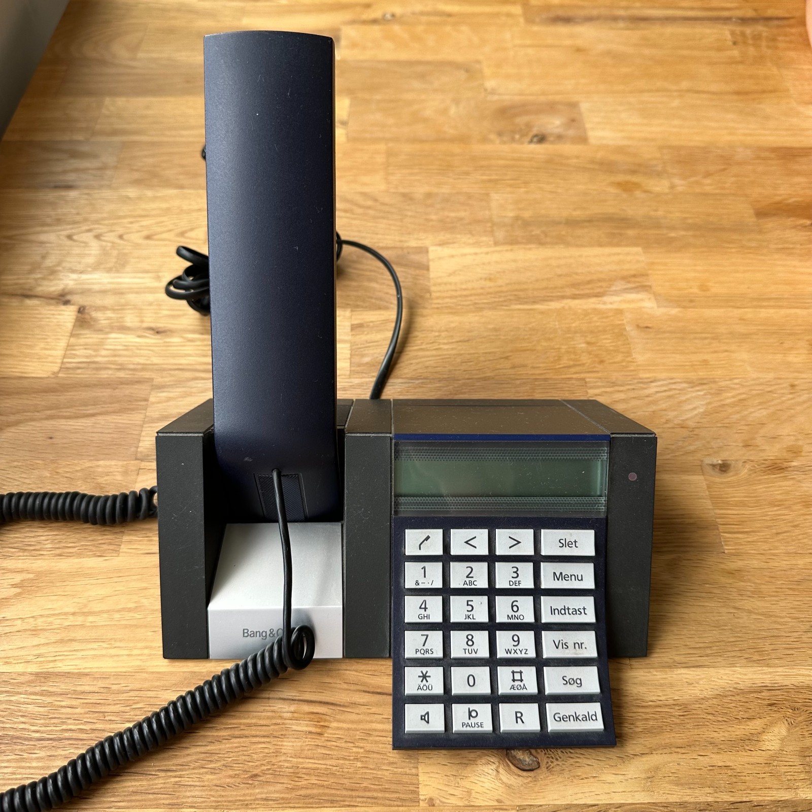 Bang & Olufsen (B&O) BeoCom 2500 Plus in Navy Blue / Vintage Danish Design