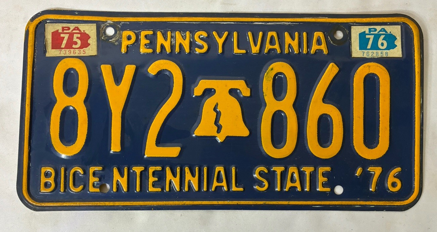 Pennsylvania License Plate - 1976, Bicentennial, ‘75 ‘76, Liberty Bell, 8Y2-860 Pennsylvania License Plate - 1976, Bicentennial, ‘75 ‘76, Liberty Bell, 8Y2-860